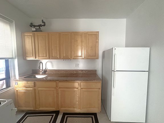 3rd image of 21-77 33rd St APT 1C