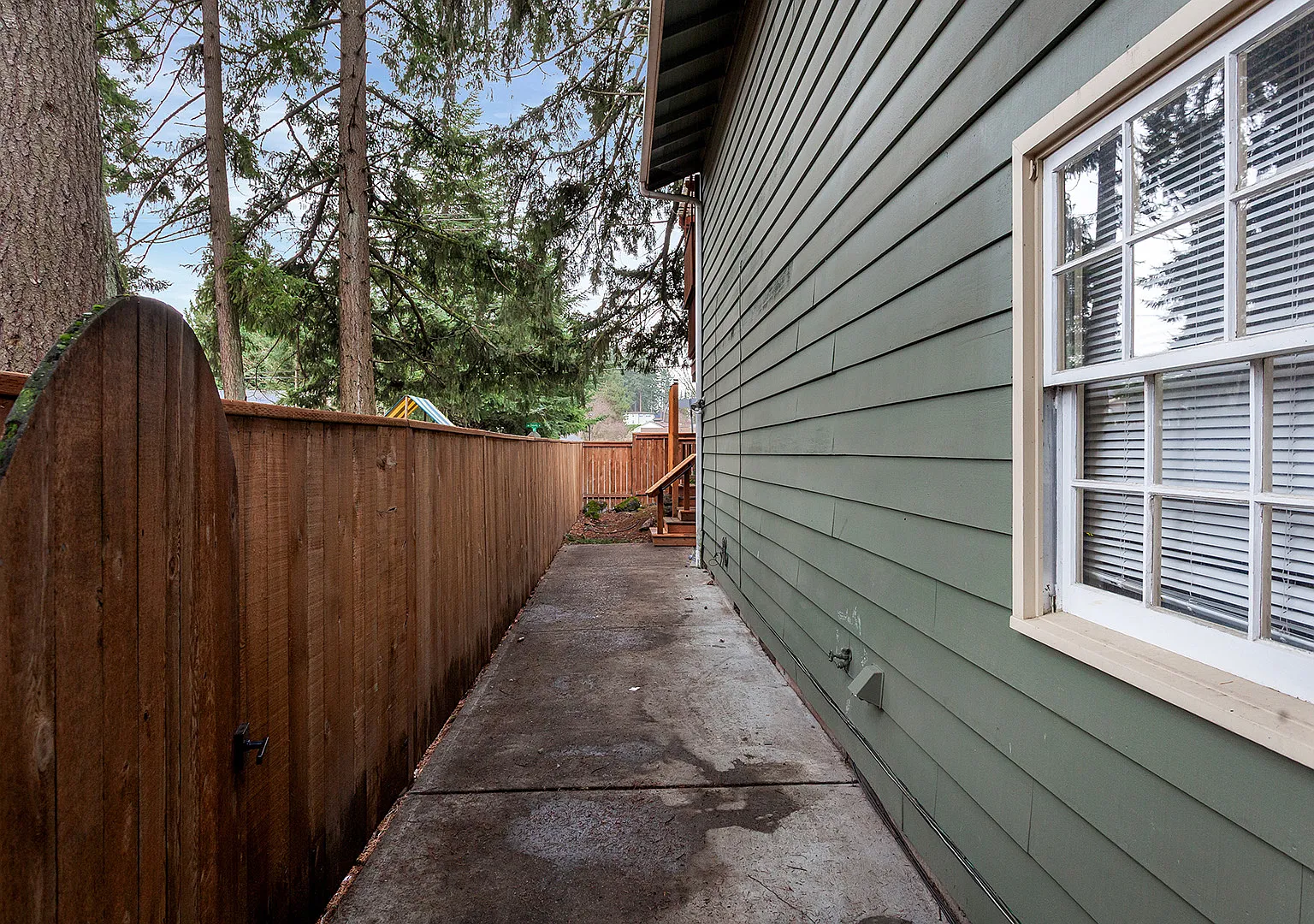 SW Springdale Ct, Beaverton — Photo 3