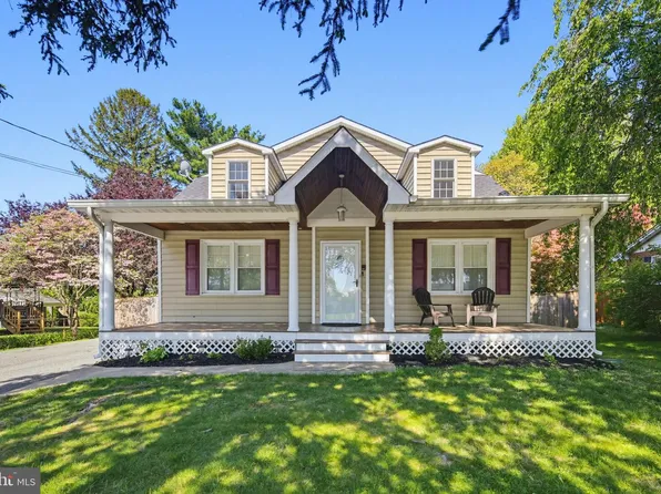 6346 Barnett Ave, Sykesville, MD 21784