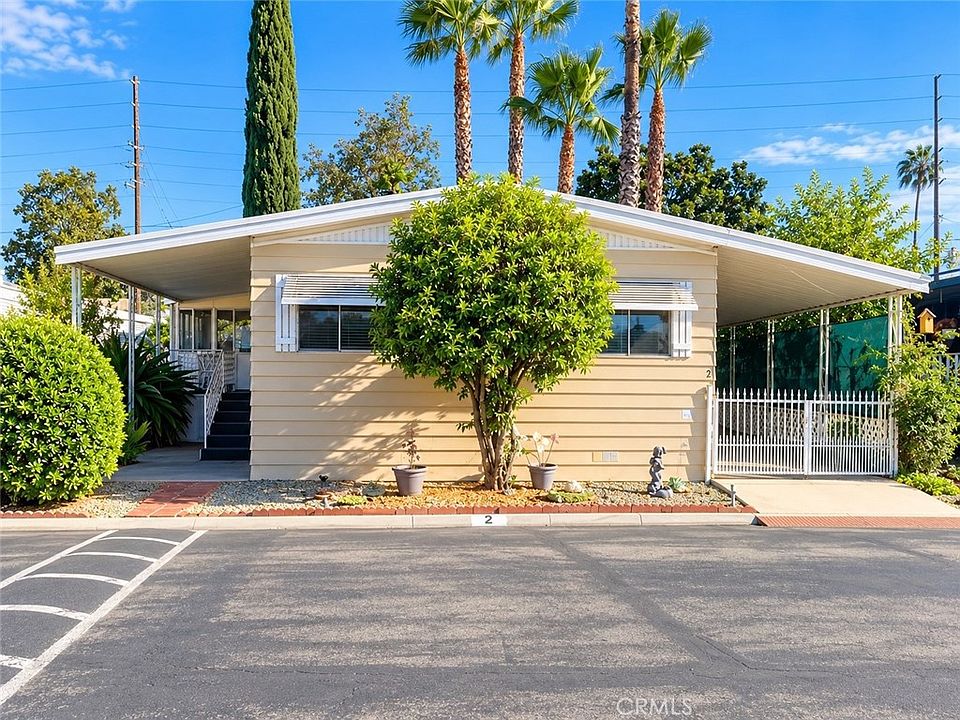 1st image of 9391 California Ave Space 2