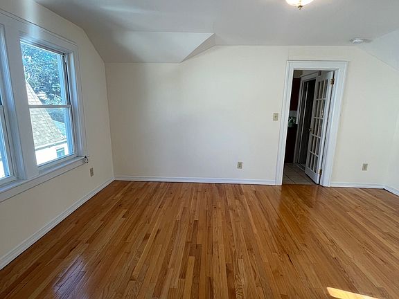 4th image of 37-51 76th St #Penthouse 3