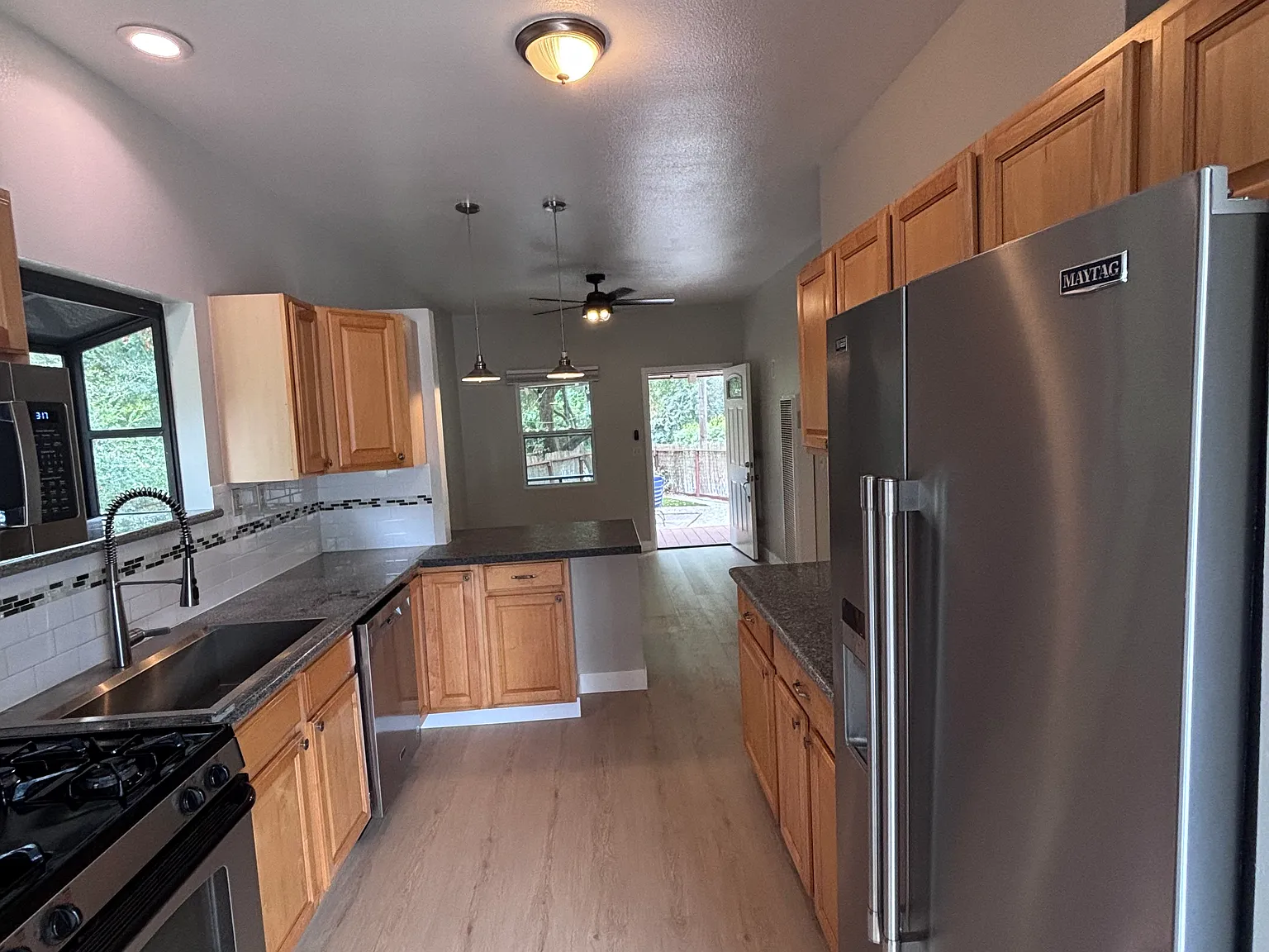 4200 Glen Haven Rd — Photo 2