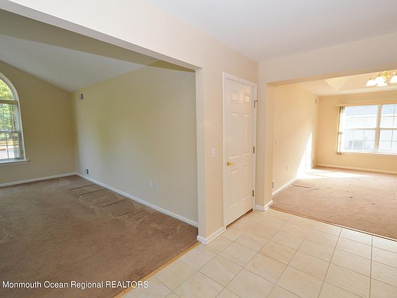 5th image of 2736 Dalton Lane
