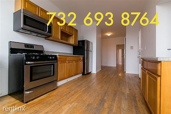 953_Metropolitan_Avenue__4R-1