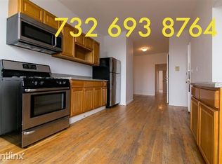 948 Metropolitan Ave, Brooklyn, NY 11211