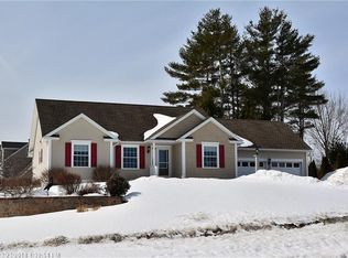 2 Sean Pl, Saco, ME 04072