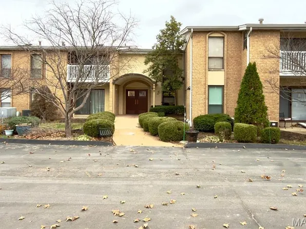 444 N Clay Ave APT 1B, Saint Louis, MO 63122