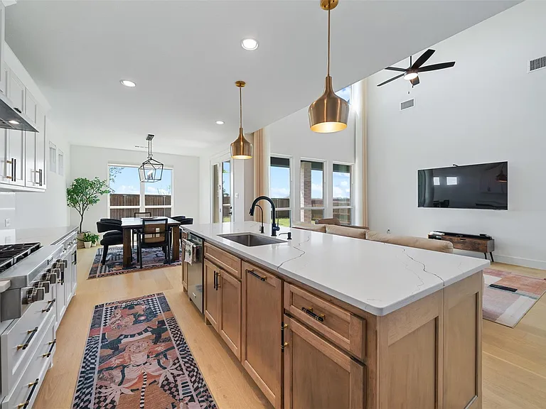 120 Tornillo Dr — Photo 17