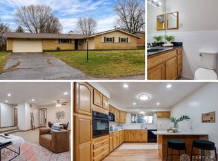 2362 Sullivan Dr, Bellbrook, OH 45305