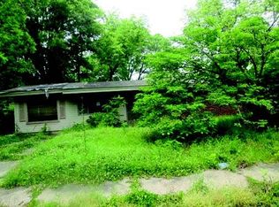 1406 Cheshire Ln, West Memphis, AR 72301