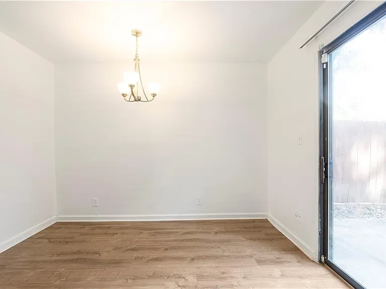 1585 Springleaf Point SE — Photo 6