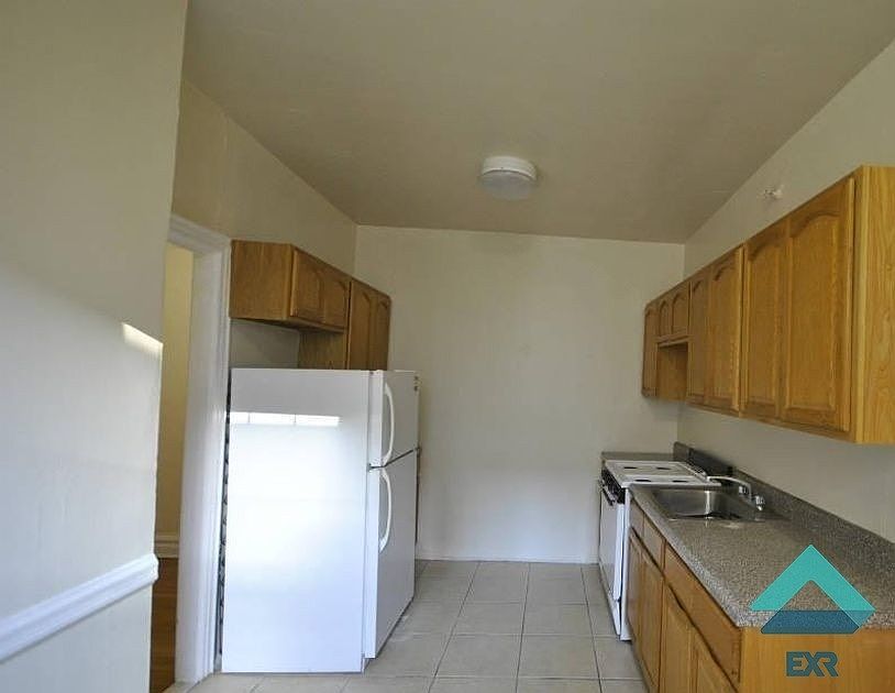 2nd image of 1002 Ditmas Ave #Hg