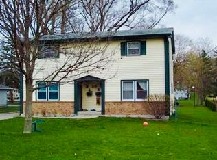 205 S Nichols St, Lowell, IN 46356