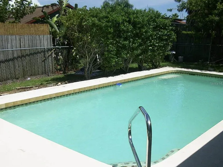 1649 Georgetowne Blvd — Photo 7