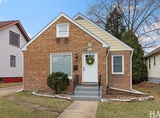 610 S Fulton Ave, Waukegan, IL 60085