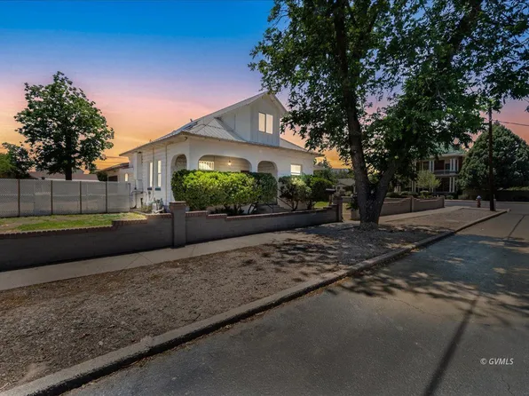 320 W 11th St, Safford, AZ 85546