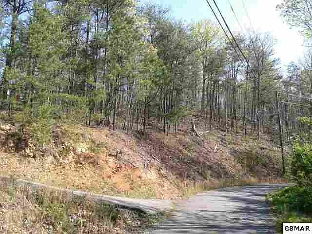 1st image of 4584 Ski View Ln