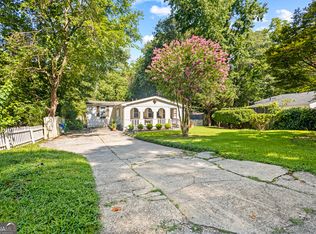 2738 S Bamby Ln, Atlanta, GA 30319