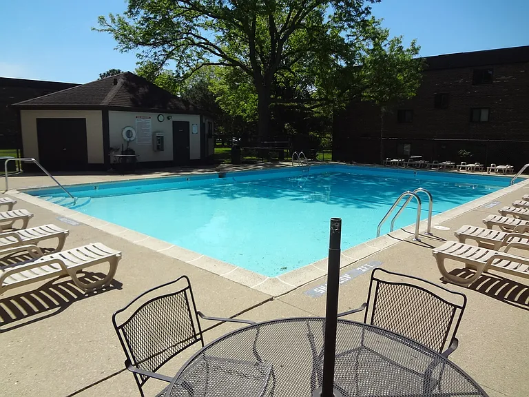 1104 Castilian Ct #210 — Photo 22