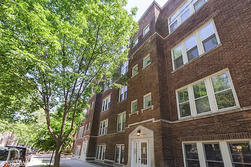 743 W Belden Ave #A Photo 1
