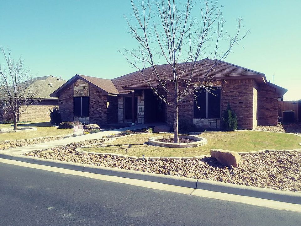 1st image of 4110 Huntleigh Dr