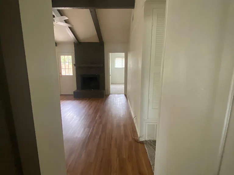 7211 Southwind Dr — Photo 5