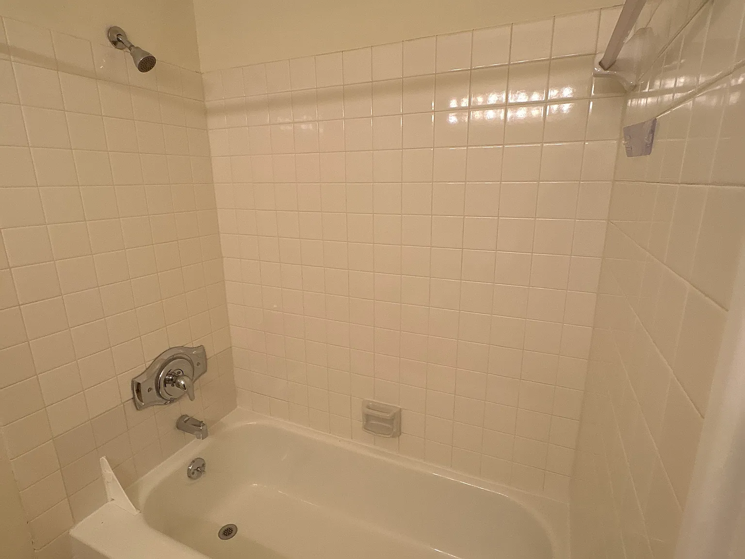1 bed, 757 sqft, $1,725 — Photo 4