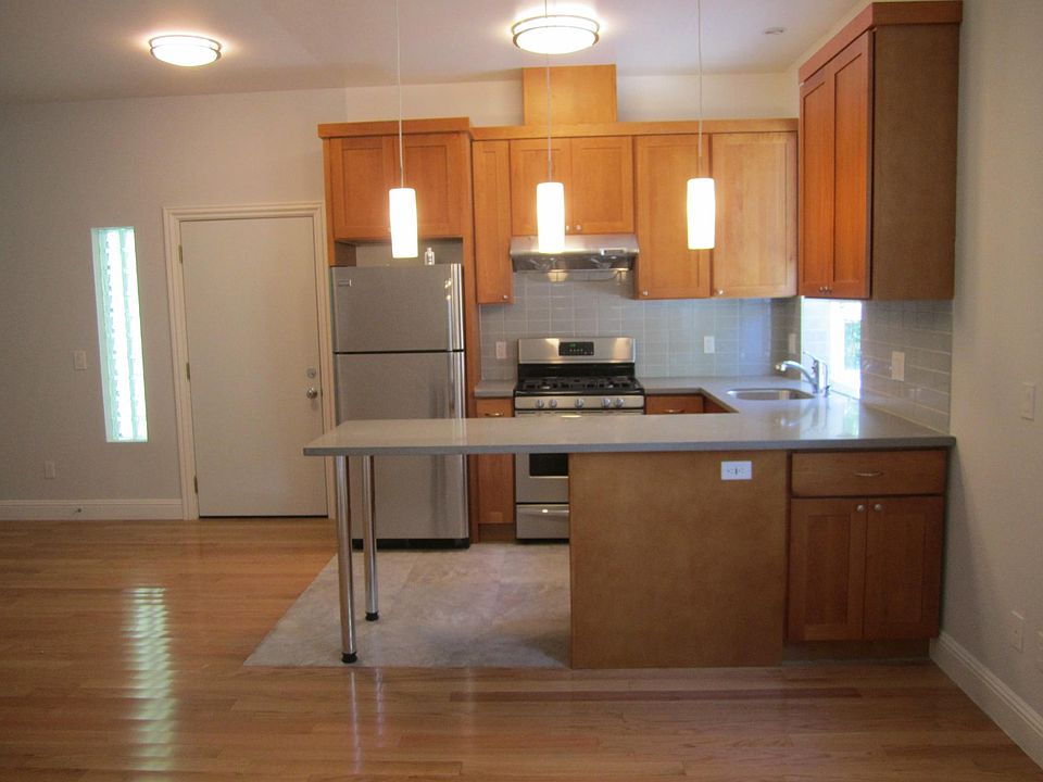 1st image of 1378 Broadway St #A