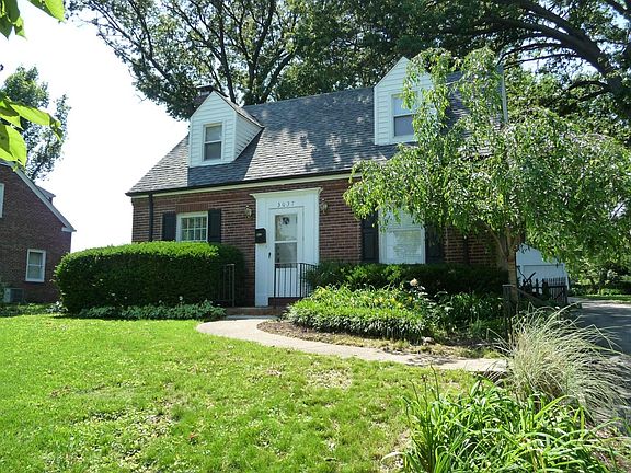 2nd image of 3037 Bellerive Dr
