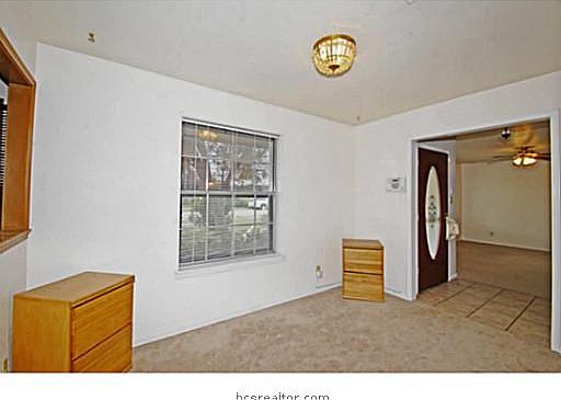 4th image of 2316 Woodward Dr