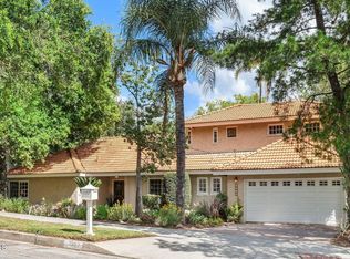 3953 El Lado Dr, Glendale, CA 91214