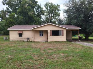 375 N Austin St, Avery, TX 75554