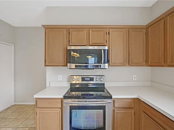 3rd image of 7216 Cross Keys Dr