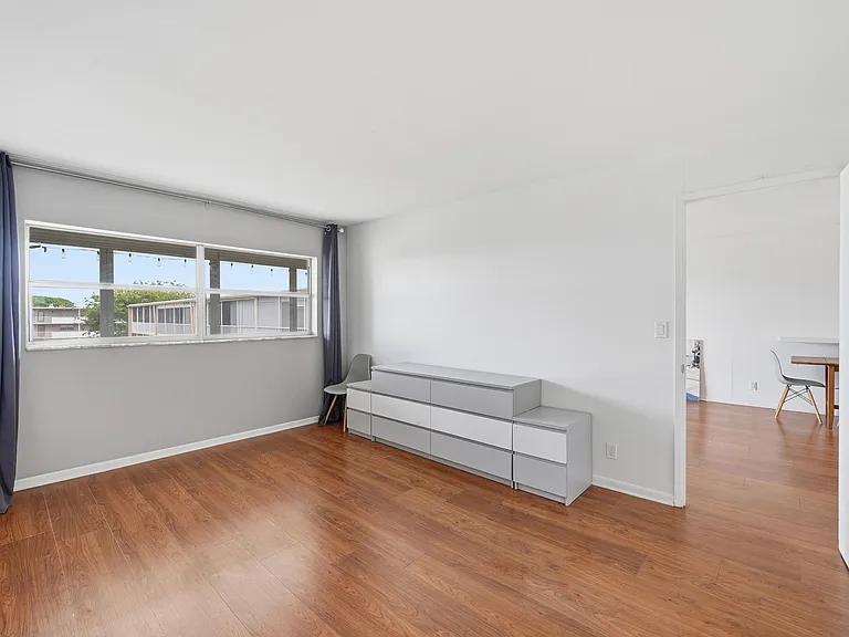 4700 Washington St #506 — Photo 10