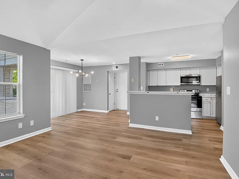 4436 Lord Loudoun Ct #14-5 — Photo 4