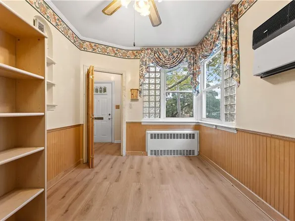 3806 Quentin Road image 11 of 37