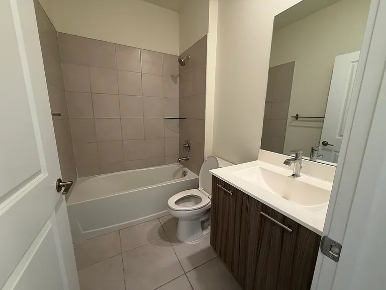 8201 NW 41st St #412 — Photo 11