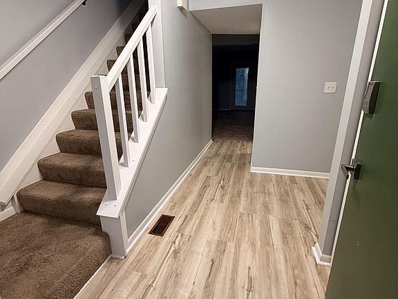 2nd image of 9450 Colegate Way