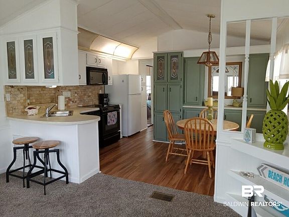 4th image of 256 Defuniak Cir