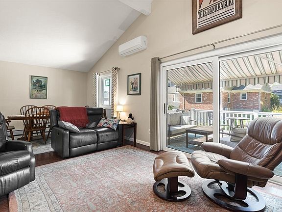 3rd image of 93 Edgemere Blvd #93