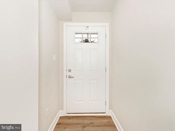 3rd image of 10723 Lamoka Ln
