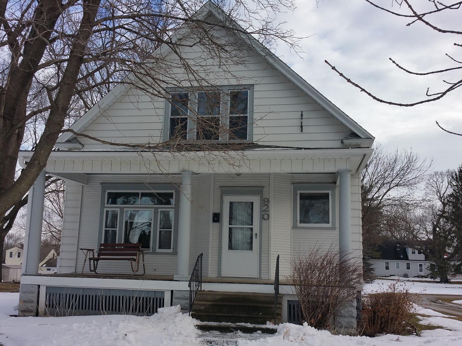 920 Elm Ave E, Waseca, MN 56093 Zillow