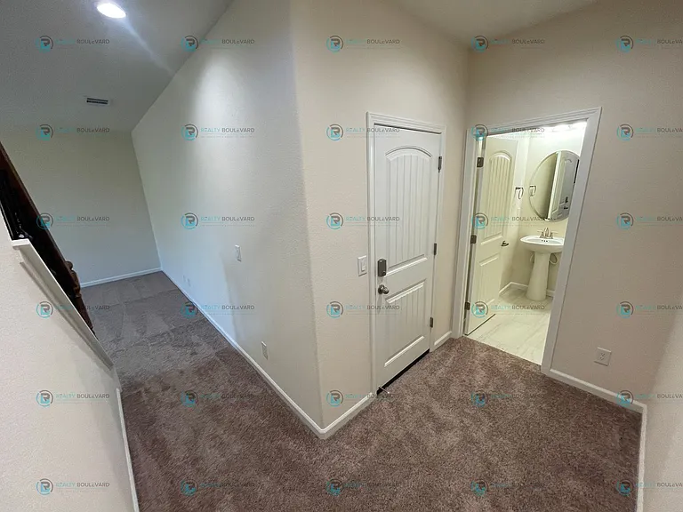 1011 Middle Gate Rd — Photo 19