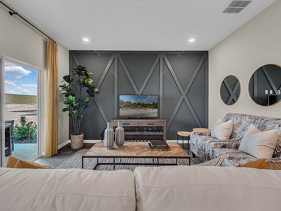 5th image of 870 Pebble Crest Ln