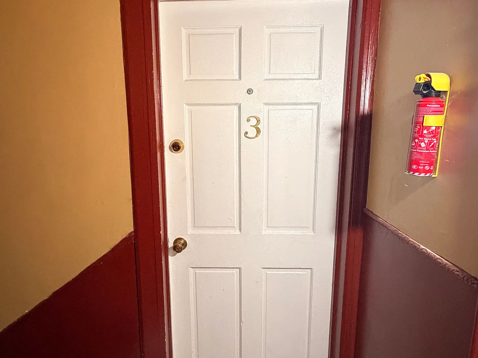 3 bed, $2,700 — Photo 2