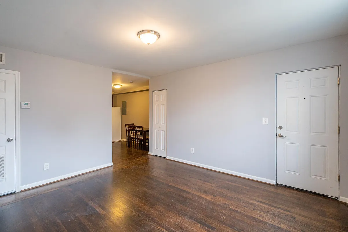 Building Photo - 1247 Meigs Pl NE #1