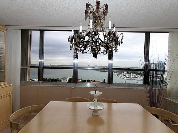 4th image of 11 Island Ave APT 1912