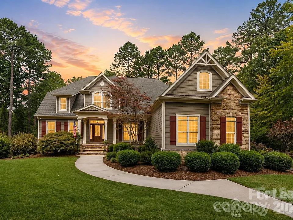 4552 Sawgrass Ct