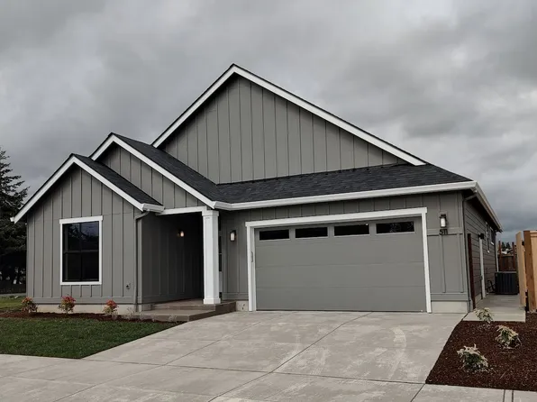 511 Buster Ln, Eugene, OR 97404