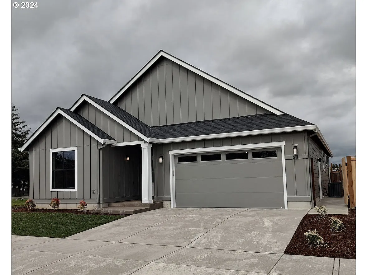 511 Buster Ln photo 1